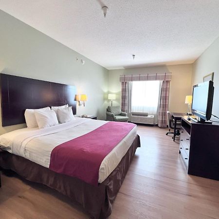 Americas Best Value Inn Wiggins Exterior photo