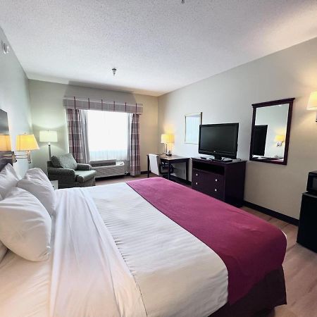Americas Best Value Inn Wiggins Exterior photo