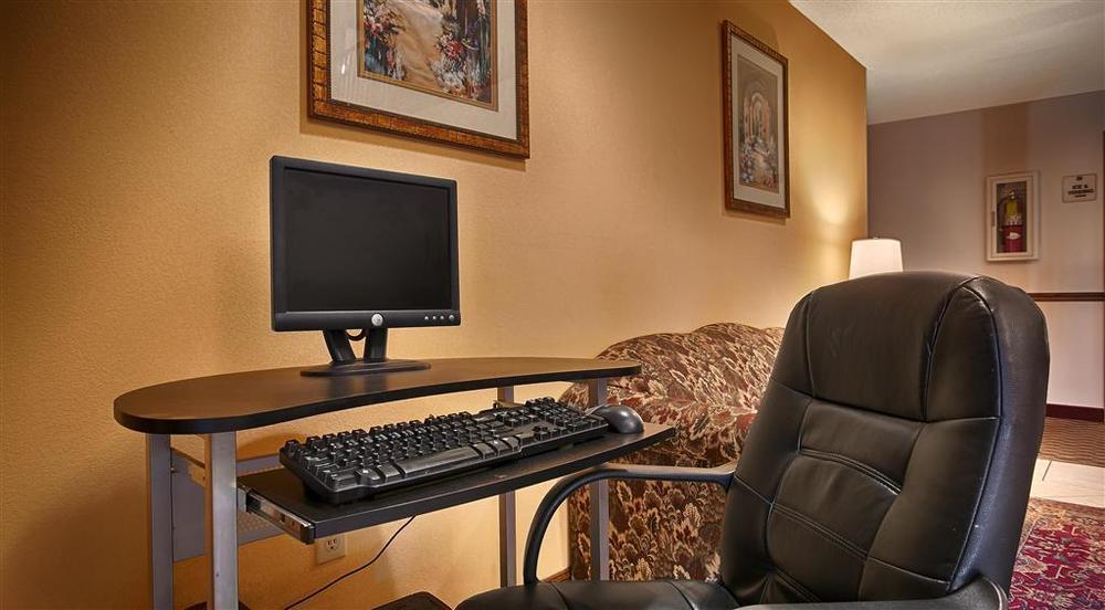 Americas Best Value Inn Wiggins Facilities photo