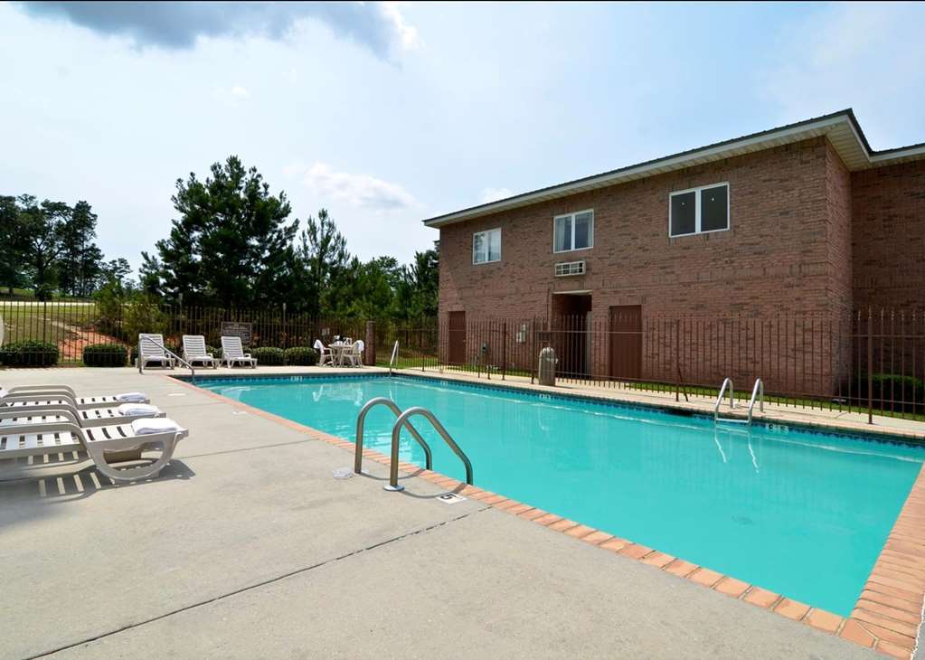 Americas Best Value Inn Wiggins Facilities photo