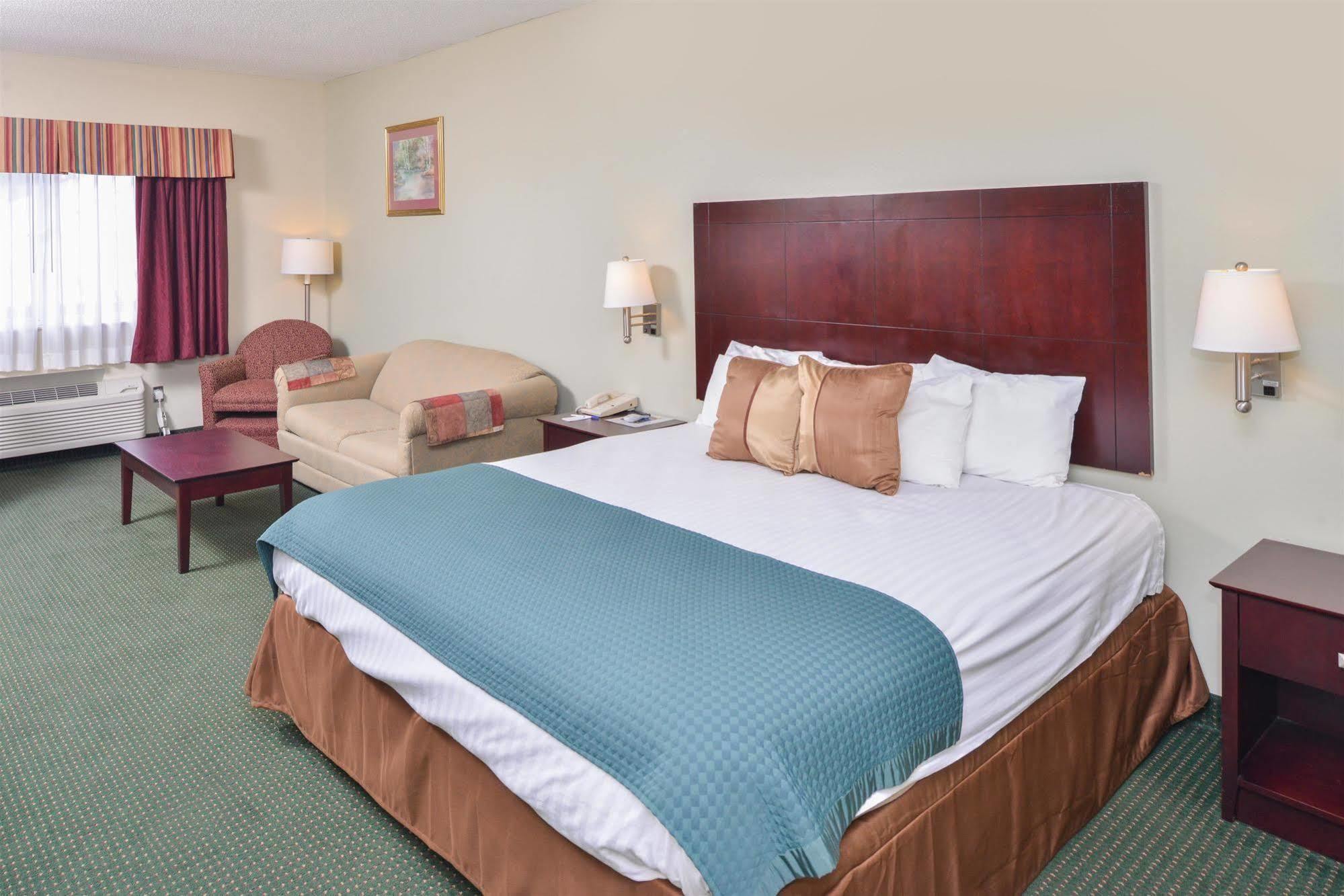 Americas Best Value Inn Wiggins Exterior photo